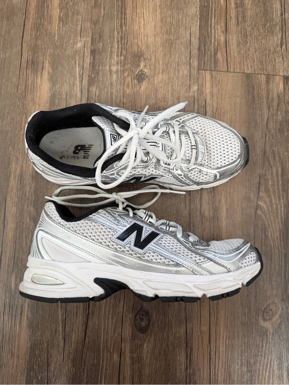 New Balance 740s - Picture 6 of 6